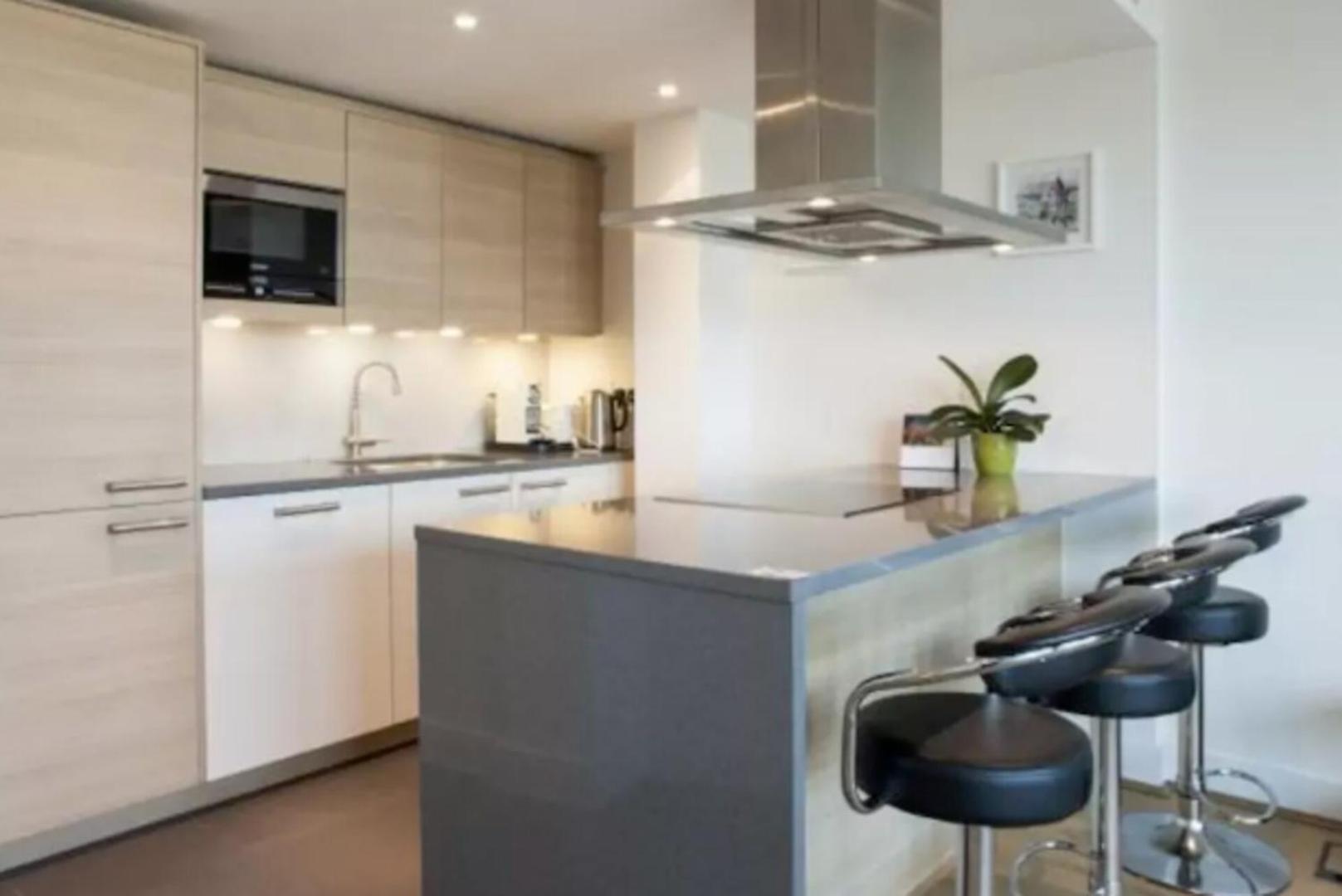 ロンドンLuxury Modern 2Bd Flat In Centreアパートメント エクステリア 写真