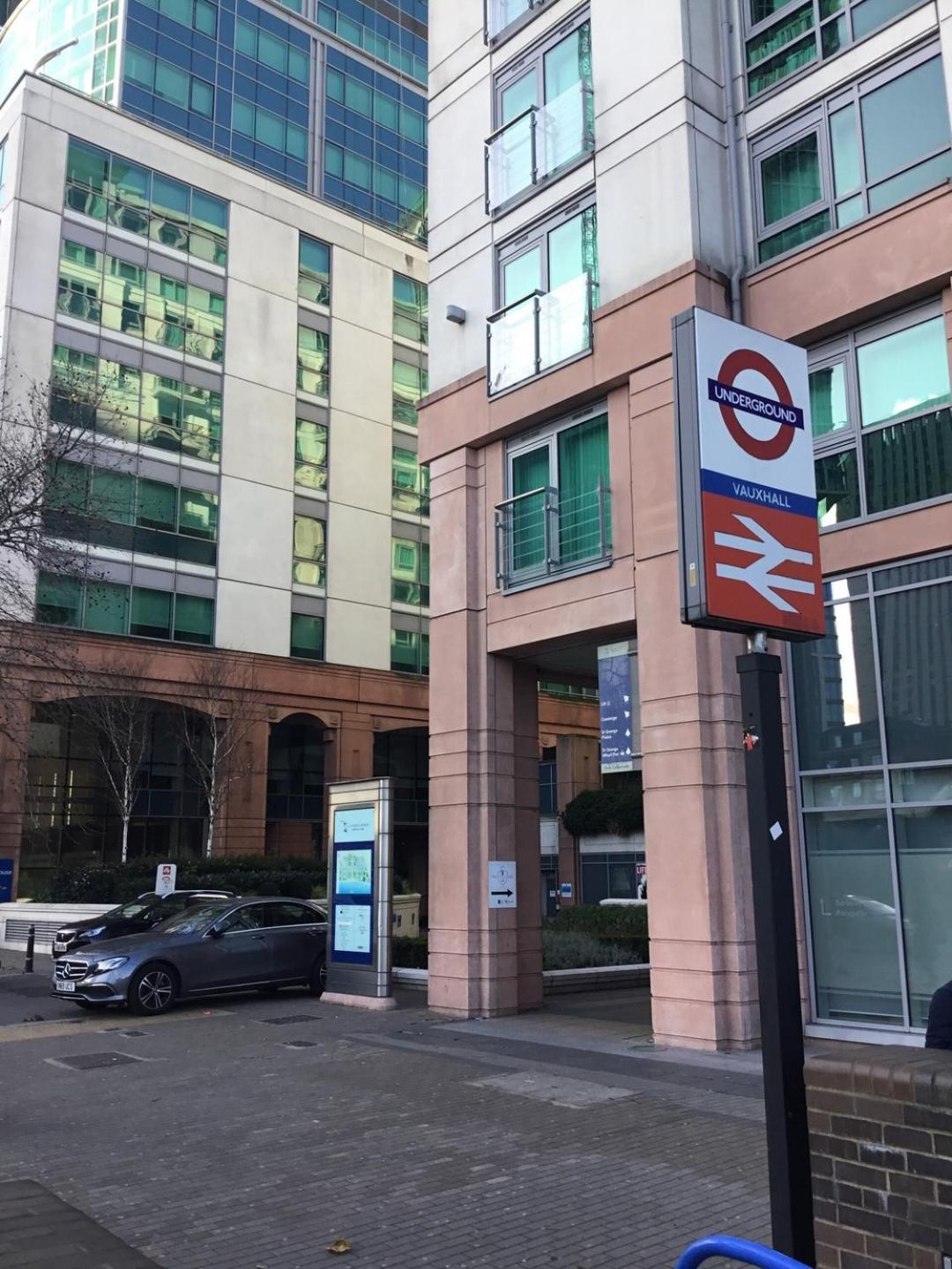 ロンドンLuxury Modern 2Bd Flat In Centreアパートメント エクステリア 写真