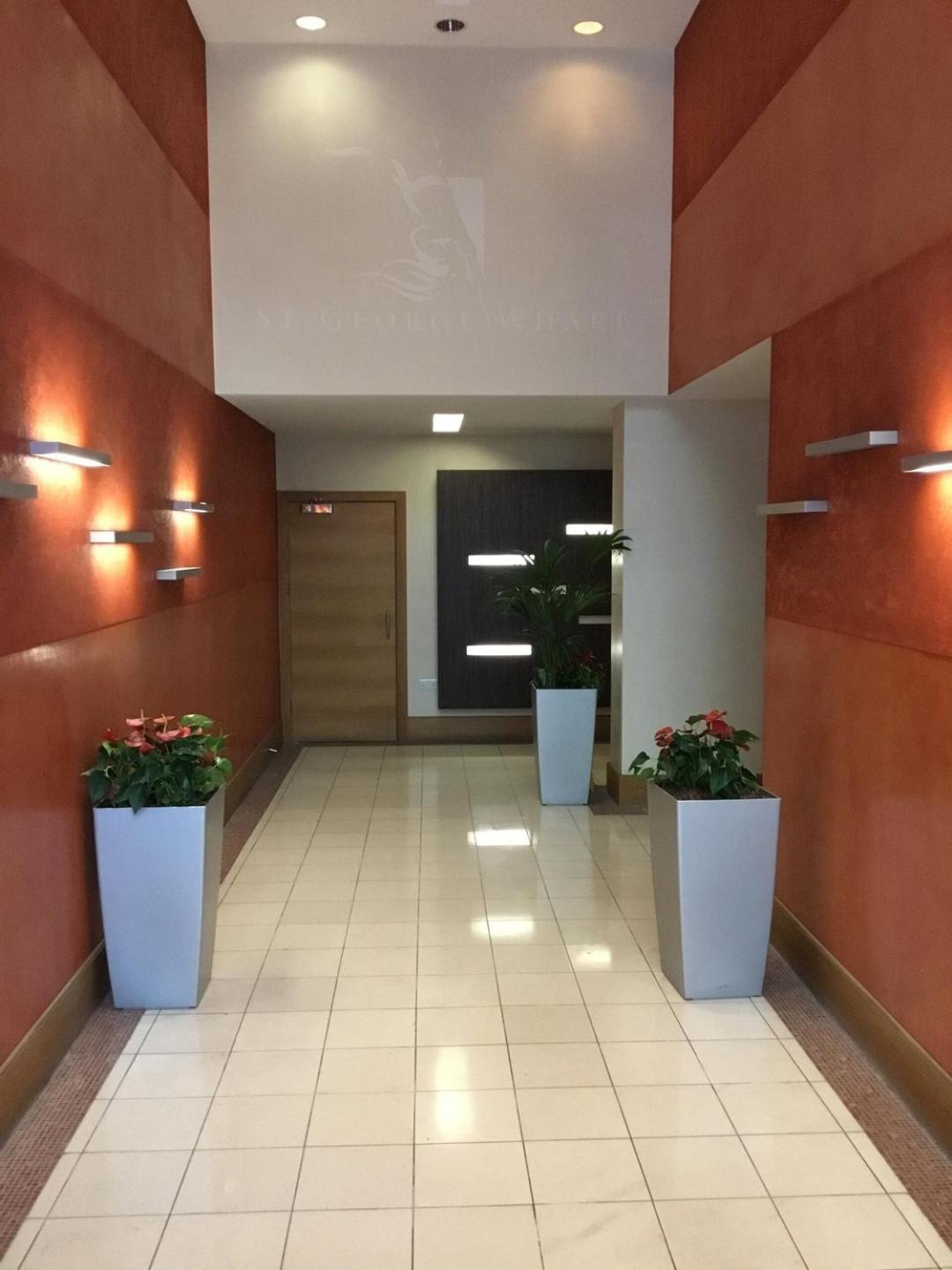 ロンドンLuxury Modern 2Bd Flat In Centreアパートメント エクステリア 写真